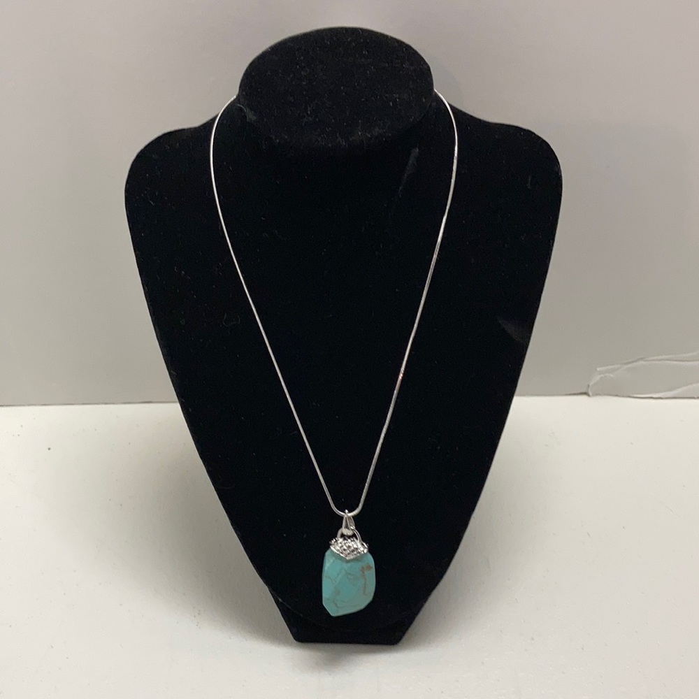 Turquoise Pendant Necklace